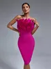 Red Bandage Dres Feather Party Dress Bodycon Elegante Midi Sexy senza spalline da sera Compleanno Club Outfit Estate 2023 240315