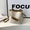 Designer Luxury Fashion Cross Body BagsFashionable stor kapacitet hinkväska Instagram mångsidig västerländsk stil en axel crossbody womens väska