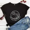 Damen-T-Shirts „Happiness Comes In Waves“-T-Shirt, süßes Sommer-Urlaubs-T-Shirt, lustiges Damen-Kurzarm-Urlaubs-Strand-T-Shirt