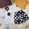 Chłopcy projektant odzieży dla dzieci Zestawy odzieży klasyczna marka dla dzieci ubrania garnitury mody liter