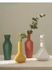 Vases Vase en céramique coloré rayé abstrait géométrique accessoires floraux fleur maison artisanat décoration ornements