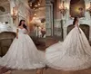 2020 projektant z ramion sukienki ślubne luksusowa suknia balowa Zastosowana koronkowa sukienka ślubna Kaplica pociąg ślubna suknie ślubne 4569527