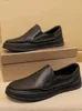 Scarpe casual Uomo Primavera Estate Tinta unita Piattaforma spessa Mocassini in vera pelle Punta tonda Slip-on traspirante da passeggio