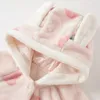 Dave Bella Children Wart Pajamas Set Winter Girl Sleepwear Strawberry Print Baby Nightwear Kids Pajamas Set DB4224614 240314