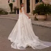 Elegante Brautkleider mit Spitzenapplikationen, sexy, rückenfrei, einfach, schulterfrei, ärmellos, flauschig, im Prinzessin-Stil, wischende Brautkleider