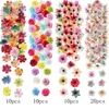 Dekorative Blumen 50pcs zufällige Farbe Mischung künstlicher Rose gefälschte Heimatkoration Hochzeit Dekoration Kuchen Verzierlinge Handwerk Handwerk Accessoire