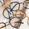 Neue Damen Herren Designer Augenrahmen UV400 UV-Schutz Mode Persönlichkeit Brille Casual Business Titanacetat Vollrahmen HELMI Brillengestell