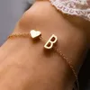 Braccialetti con ciondoli Bracciale a catena iniziale a forma di cuore con 26 lettere alla moda per donne Accessori regalo di amicizia per gioielli semplici femminili di compleanno