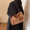 Designer Luxe mode Tote bags Modieuze en trendy vrijetijdstas onder de arm 2023 veelzijdige en stijlvolle crossbody messenger bag met één schouder