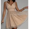 Enkel mousserande A-Line V Neck Party Dresses Sweetheart Tulle Mini Homecoming Gown Robe Cocktail Femme Mariage Draped