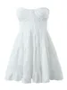 Vestidos casuales Flordevida vestido de flores bordadas mujeres smocked corpiño con gradas verano elegante sin tirantes mini fiesta blanca damas