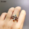 Cluster Rings Yuzbt Women 925 Silver 1 CT Brilliant Cut Square Gemstone Ring Diamond Test Past D Color Moissanite Söt vattendroppkrona