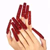 unhas postiças originais quentes, unhas postiças longas, obras de arte deslumbrantes e muito bonitas em estilo diamante vermelho longo