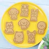 Moldes de cozimento 8pcs 3D Dog Bakeware Biscoito Molde DIY Ferramentas de Biscoito Ferramenta de Decoração de Bolo de Presente