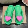 Tofflor tofflor Rainbow Color Flip Flops Women Outwear 2023 Summer New Heart Beach Soft Sole Indoor Paltform Eva Home Wear Shoes H2403267VLW