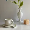 Muggar Creative White Bone China kaffekopp med tefat mjölkdessert enkelt par muggkontor dricksvatten heminredning