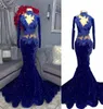 2022 Królewskie Niebieskie sukienki wieczorowe Noś czarne dziewczyny cekinowe Koronki Wyglądanie przez długie rękawy koronkowe aplikacje Krzyki