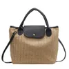 Дизайнер сумок через плечо продает популярные брендовые женские сумки со скидкой 50%. Женская сумка. Новая простая и повседневная женская сумка большой вместимости.