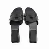 Tallgarna tofflor Fyra färger 2023 sommar Nya kvinnors korsa plattskor Simple Sandals Coat 35-40 H240326XAVQ