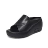 Teen sexy 90 zomer open solide dikke zool helling hiel slippers voor vrouwen uit het dames comfortabele dames enkele schoenen 240315 s 397 s