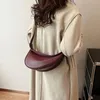 Tasche Frauen Vielseitig Achselhöhle PU Leder Einfache Crossbody Zipper Verschluss Einfarbig Weibliche Pendeln