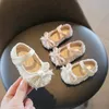 Pierwszy Walker Baby Shoes Girl Bowknot Single Pearl Birthday Prezent Princess Little Kids Wedding 240313