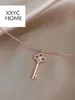 Łańcuchy Klucz spersonalizowany wisiorek na Instagram Trendowa obojczyk naszyjnik prosta i elegancka biżuteria