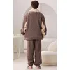 Indumenti da notte da uomo 2024 Pigiama in velluto corallo Cartone animato Bello peluche addensato caldo flanella Pigiama Oversize Homewear Set