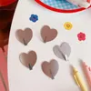 Ganci 1 PZ Comodo Gancio Da Parete In Acciaio Inossidabile A Forma Di Cuore Adesivo Romantico Colore Argento Cucina Pulita Porta Della Camera Dei Bambini Vendita