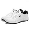 Chaussures de fitness HIKEUP respirant baskets d'extérieur hommes décontracté antidérapant marque printemps mode à lacets noir conception hommes chaussure grande taille 38-47