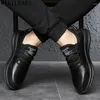 Casual Shoes Men Sneakers Masaż męski oryginalny designer skórzany wysokiej jakości Zapatillas de Deporte sapatos para hombre