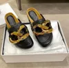 London Luxury Flat Heels Slipper classic JW Loafers Slippers JA Sandals Genuine Leather Wood Bottom gold Chain Sandal luxurys Fash2185325