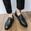 Модельные туфли, модные мужские деловые черные лоферы на плоской подошве, дышащие лоферы для официальной свадьбы, вечеринки