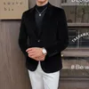 Mężczyźni Wysokiej jakości sztrukoi Kurpy Kuitu/samiec Stripe Gruby Casual Tuxedo Płaszcz Man Slim Groom's Wedding Dr Blazers U9jp#