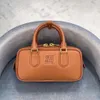 Designer Mius Bag Muimui Mui Mui Miao Family Pillow Bag Womens Min Bowling Bag Novo Instagram Portátil Pendulares Versátil Um Ombro Crossbody Pequena Bolsa Quadrada