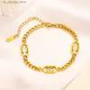 Anhänger Halsketten 18 Karat Gold Halskette Armband Ohrringe Set Blume Marke Mädchen Geschenk Schmuck Ring Romantische Liebe Ohrstecker Frühling Zubehör Y240327