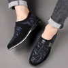 Mcen Women Cuap Leather Snseakers High Qeuality Patsent Leather Flat Trainers Balacckc Mesh Lace-up Dress Shoes Rcunner Sportv GAI