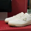 2024 nieuwe modeontwerper runway witte vintage splice sportschoenen voor mannen en vrouwen ventileren comfort all-match echt lederen loopschoenen dd0320P 38-44 2