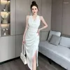 Vestidos casuales Moda Estilo coreano Tarde Largo Ror Mujeres Satén Sexy Bodycon Halter Vestido sin espalda Fiesta Sin tirantes Blanco Rojo Vestidos