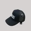 Designer baseball cap ny stil mode brev logotyp broderi trucker hatt för män kvinnor fast mönster solskydd monterade hattar justerbar storlek hj086 c4