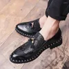 Sapatos de vestido formal masculino penny mocassins xin moda luxo casual borla brogue estilo couro