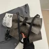 DrawString Trendy Bow Design axel crossbody väskor på kvinnor handväskor och plånböcker 2024 vegan läder damer messenger kopplingar väska