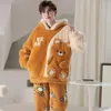 Degli Indumenti Da Notte degli uomini di Inverno Pijama Set Per Gli Uomini 2PCS Adulto Coreano Allentato Orso Del Fumetto Con Cappuccio Pigiama Maschile Pigiama Addensare Morbido pigiama