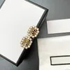 Orecchini a bobina vintage retrò per donne a doppia lettera intarsiata in cristallo perle perle orecchini di alta qualità di alta qualità in argento designer d'argento designer regalo donna