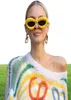 Novo formato de lábio vermelho y2k óculos de sol para mulheres nova moda doce cor amarelo rosa óculos de sol masculino sexy legal hip hop eyewear179m9447250