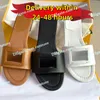 Merk Sandalen Dames F Slippers Zomer Uitloper Mode Alle Match Zacht Leer Strand Casual Platte Hakken Slippers Mode