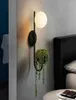 Nordic Yeni Tasarımcı Retro Yatak Odası Cam Top Bitki Dekorasyonu LED Duvar Lambası Başucu Restoran Duvar Işık Armatürleri 5613652