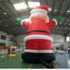 Partihandel gratis fartyg utomhusspel aktiviteter 6m 20ft stora uppblåsbara jultomten fader julblåsbara ballonger för semesterannonsering