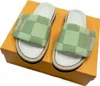 Designer Man Sandal Womens Slipper Touch Fastener Slide Tryckt Textured Foamed Thick Sole Slide Summer Beach Canvas Pool Kudde Komfort Slid med Box Size35-46