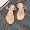 2024 CAMELLIA TIFTER 2C THONG SANDALS KVINNOR SLICK PÅ FLOWER LOAFER SNEAKERS BABETFLATS DESIGNER Virka Stickas Brand Slide Mules Vintage Flowers Slingbackback